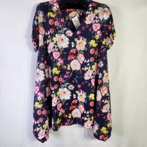 NWT Nally & Millie Blue with Pink Floral Short Sleeve Blouse/Tunic – Size XL